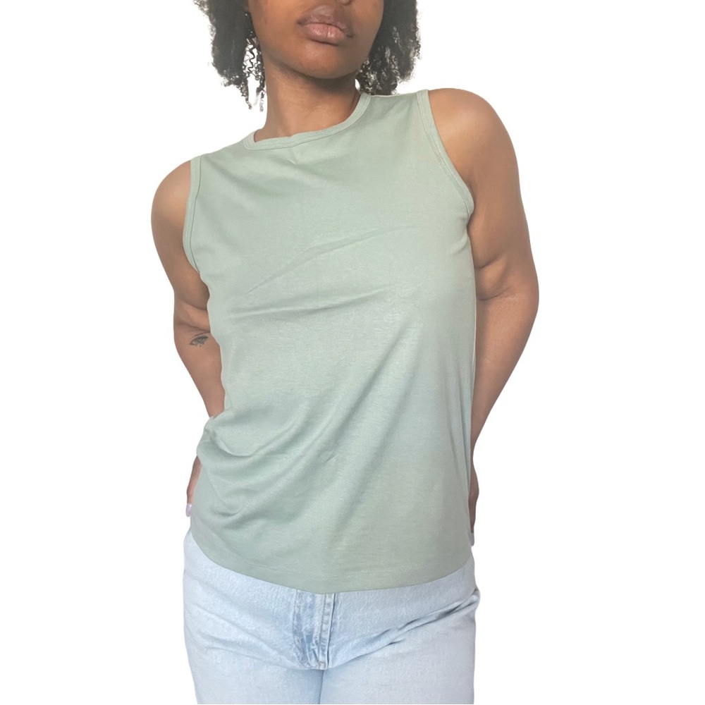 Women's Green Sleeveless Top